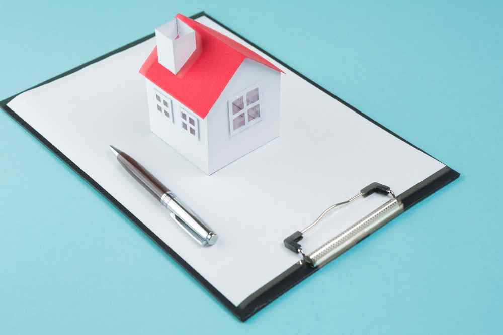Paperwork for Selling a House by Owner in Alberta